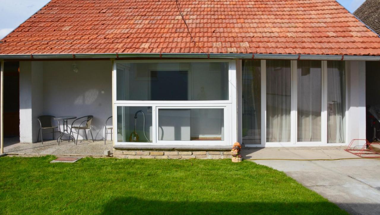 Apatin Apartman Εξωτερικό φωτογραφία