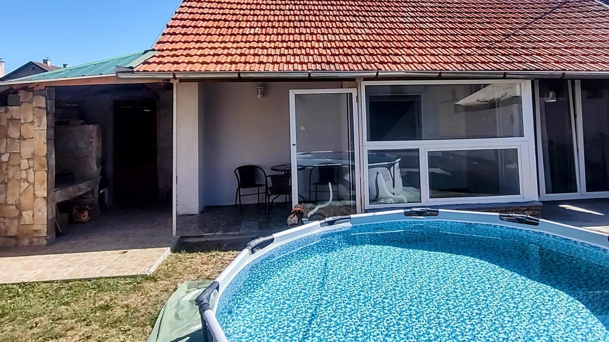 Apatin Apartman Εξωτερικό φωτογραφία